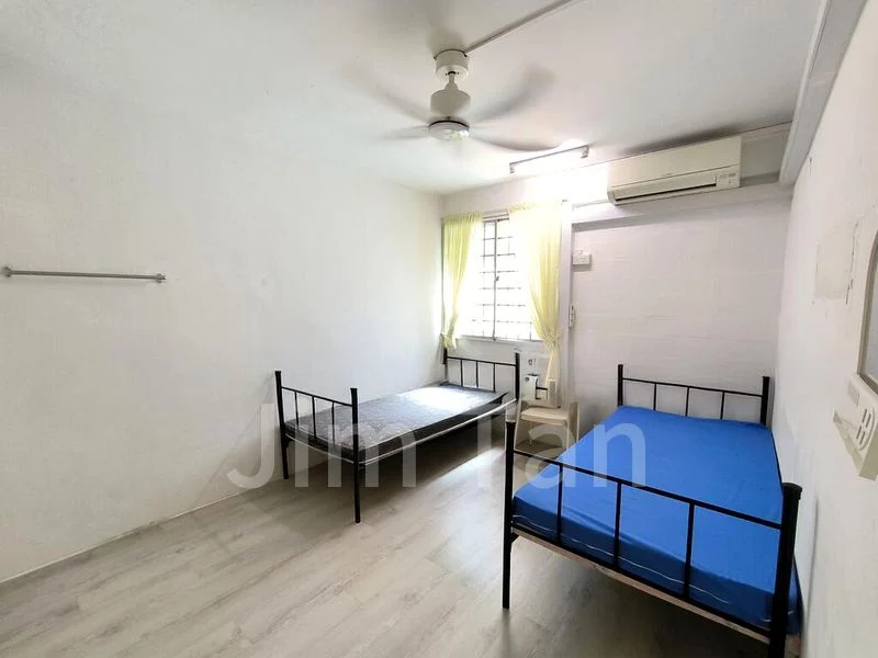 Common Room (HDB) for Rent in  168 Stirling Road - Image 1