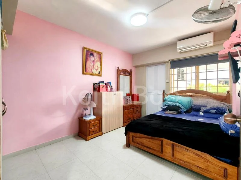 4 Room (4NG) HDB for Sale in  220 Bukit Batok East Avenue 3 - Image 16
