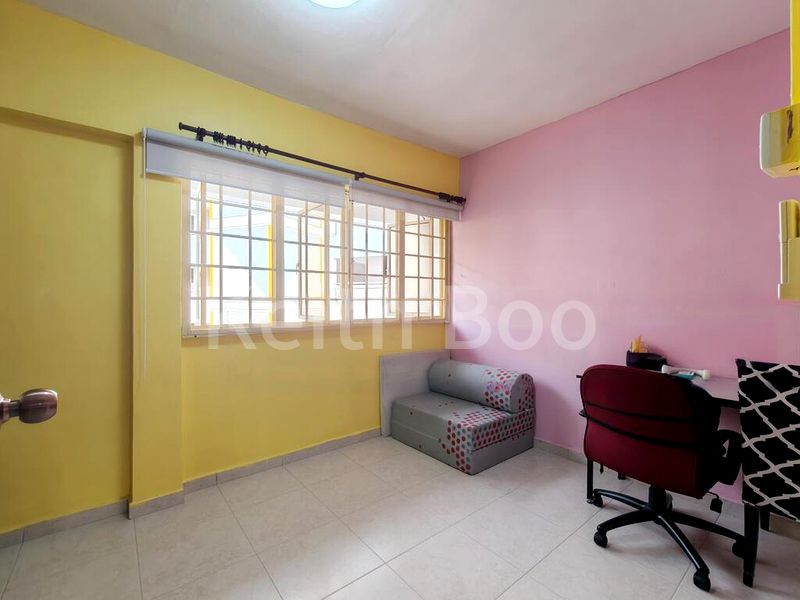 4 Room (4NG) HDB for Sale in  220 Bukit Batok East Avenue 3 - Image 14