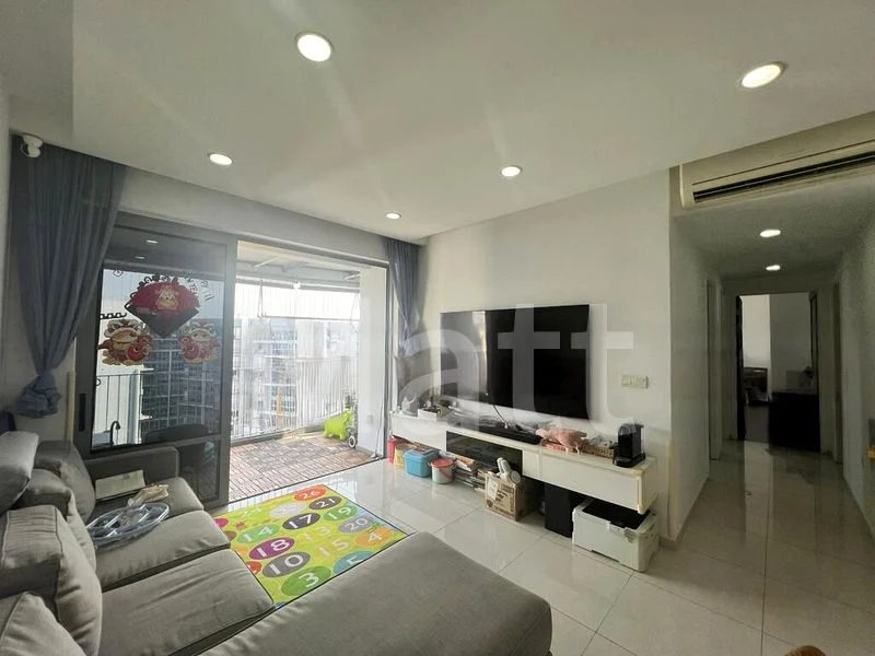 3 Bed Executive Condo for Sale in Arc At Tampines - Image 4
