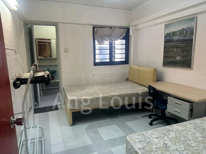 3 Room (3NG) HDB for Rent in  307 Clementi Avenue 4 - Image 4