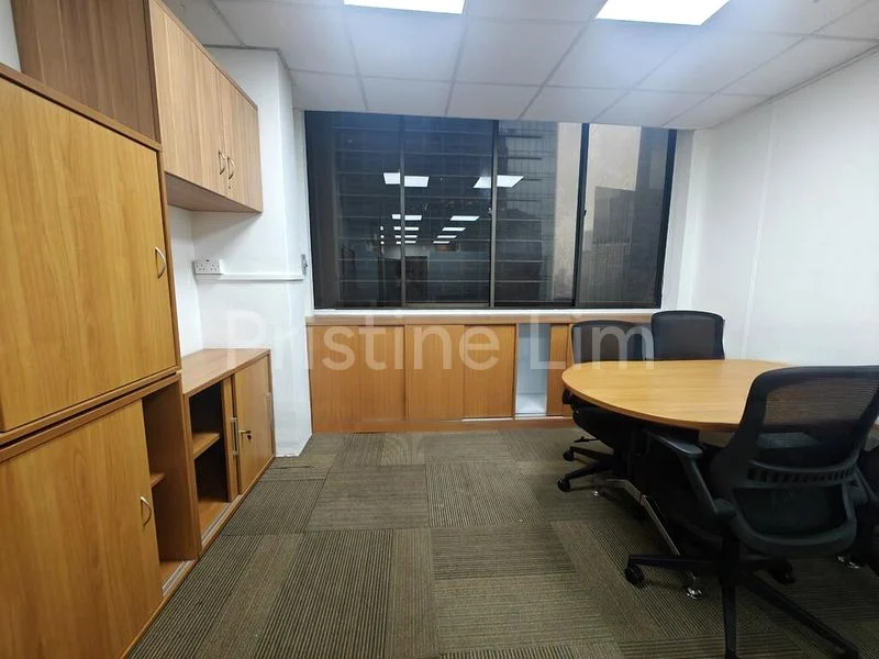 Office for Sale: International Plaza - Image 5