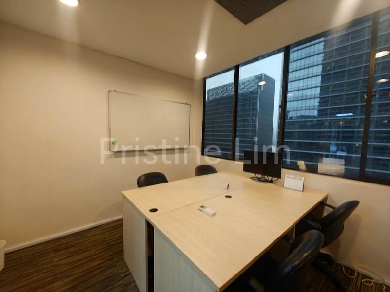 Office for Sale: International Plaza - Image 2