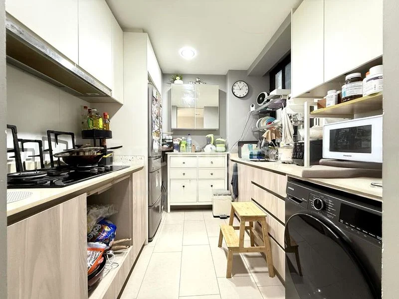 3 Bed Executive Condo for Sale in  The Criterion - Image 6