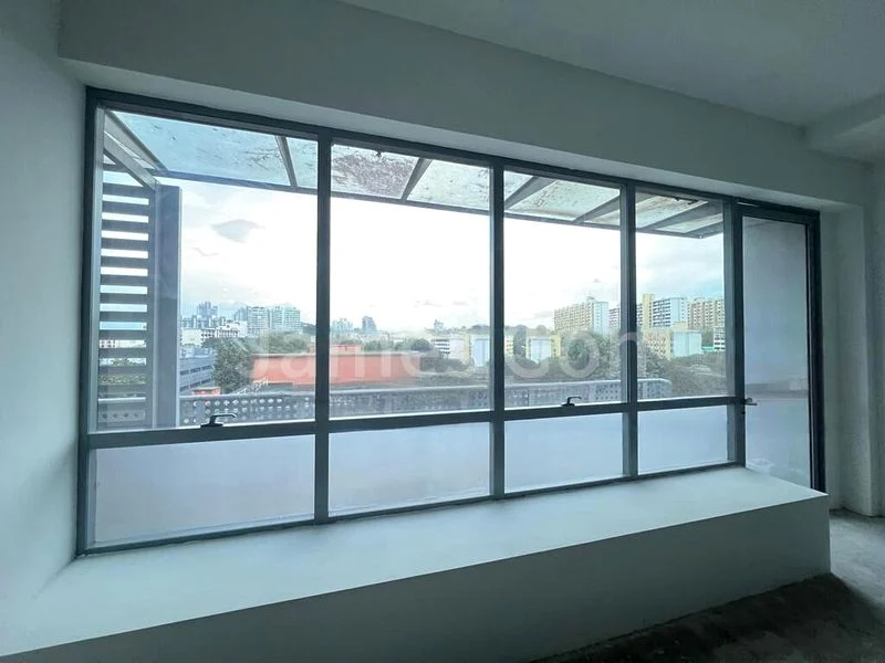 Light Industrial (B1) for Sale: One Commonwealth Lane, Shop 1 - Image 1