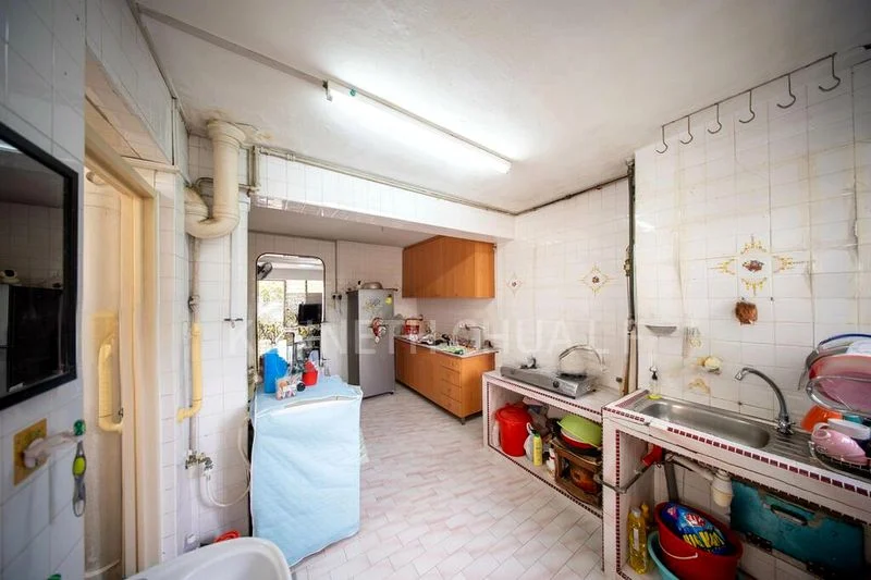3 Room (3I) HDB for Sale in  98 Whampoa Drive - Image 3
