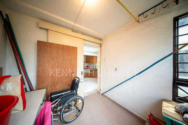 3 Room (3I) HDB for Sale in  98 Whampoa Drive - Image 2