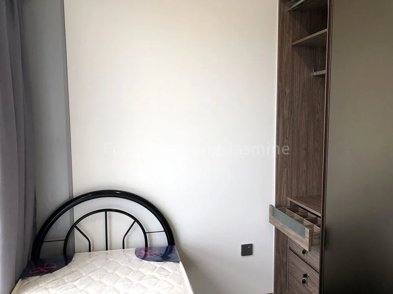 Room (Condo) for Rent in  Queens Peak - Image 15