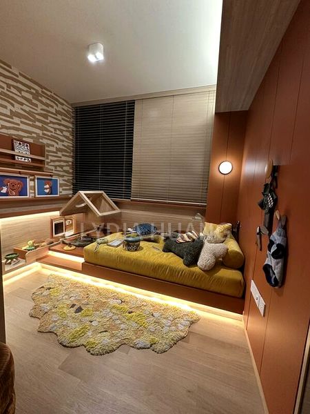 5 Bed Condo for Sale in  Skye at Holland - Image 3