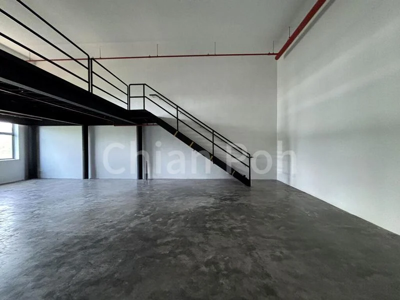 Light Industrial (B1) for Rent: TG Building - Image 1