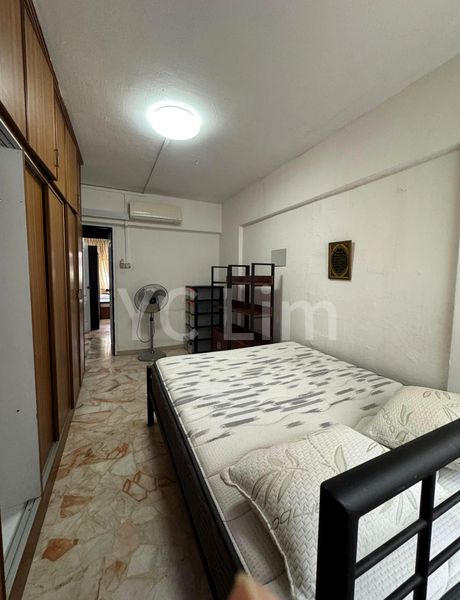 Common Room (HDB) for Rent in  416 Jurong West Street 42 - Image 2