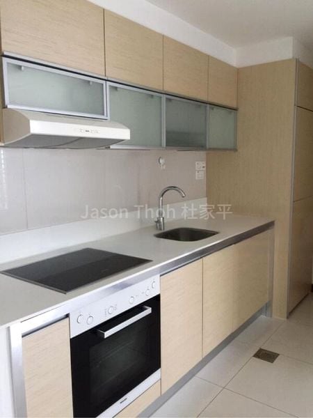 1 Bed Apartment (Condo) for Rent in  The Sail @ Marina Bay - Image 4