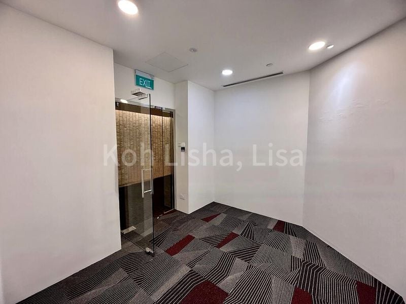 Office for Rent: United Square - Image 13