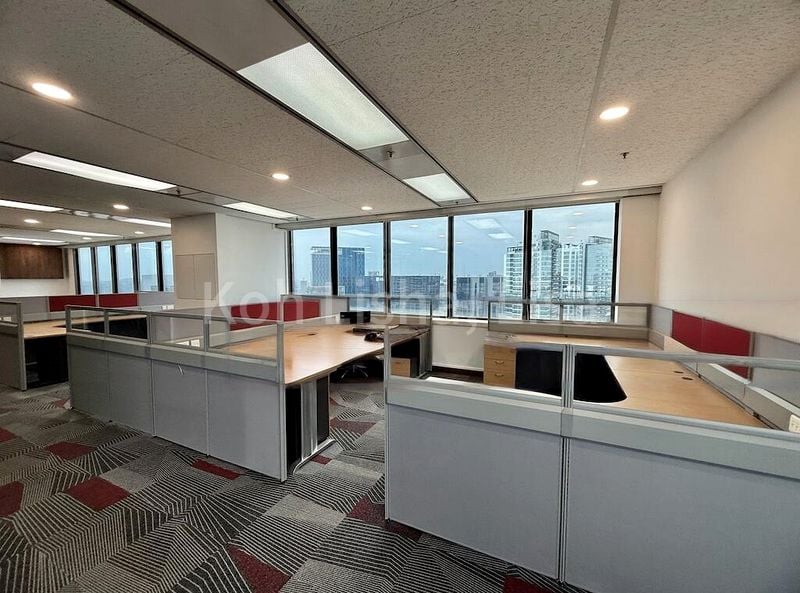 Office for Rent: United Square - Image 2