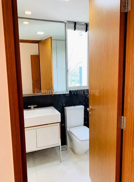 4 Bed Condo for Rent in  Floridian - Image 9