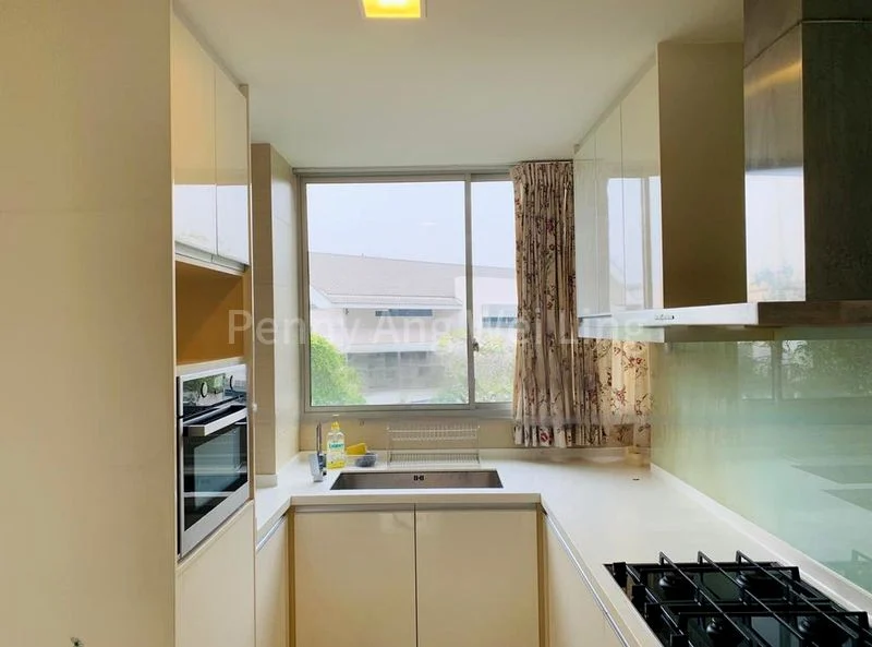 4 Bed Condo for Rent in  Floridian - Image 10