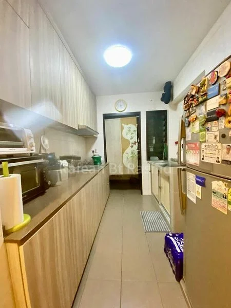 3 Room (3A) HDB for Rent in  181B Boon Lay Drive - Image 3