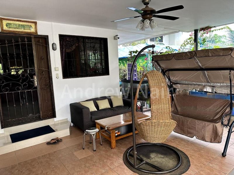 6 Bed Semi-Detached House (Landed) for Sale in Siew Lim Park - Image 1