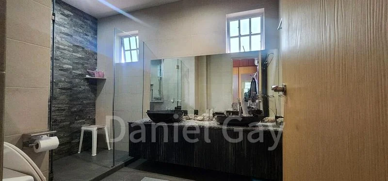 4 Bed Corner Terrace (Landed) for Sale in  Seletar Garden - Image 6