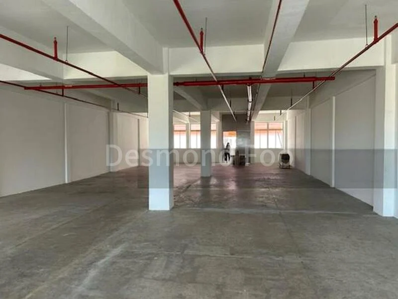 Light Industrial (B1) for Rent: Light industrial property in Chai Chee - Image 4