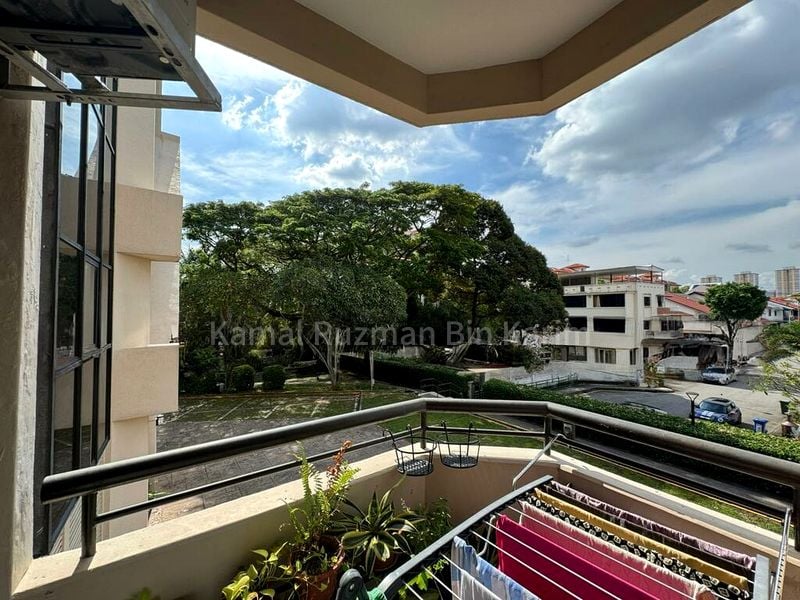 2 Bed Condo for Rent in Bayshore Park - Image 2