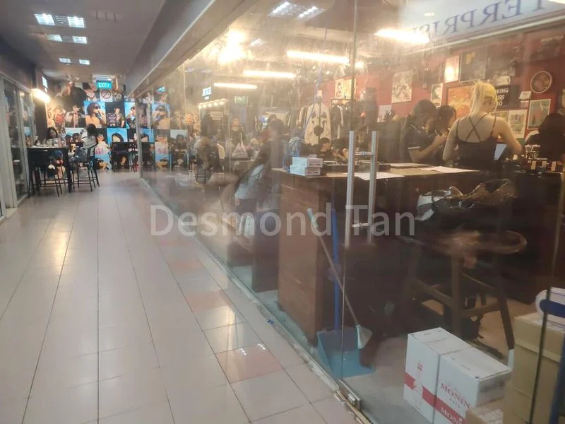 Food & Beverage for Sale: Golden Mile Tower - Image 1