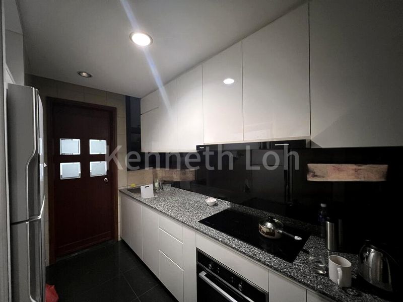 2 Bed Condo for Rent in  River Place - Image 7