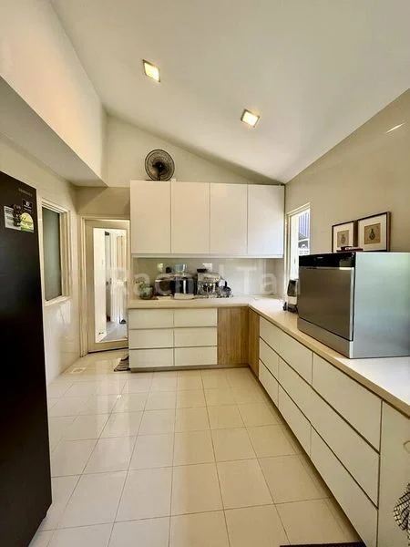 3 Bed Semi-Detached House (Landed) for Rent in  Ban Guan Park - Image 3