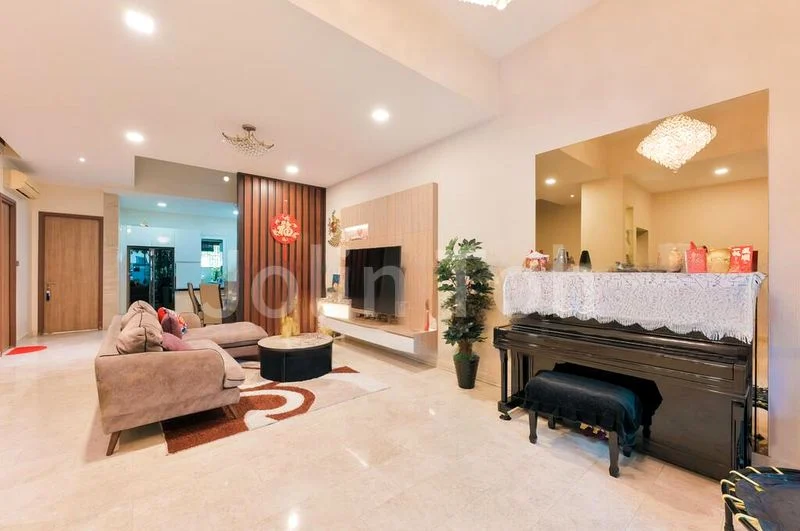 5 Bed Terraced House (Landed) for Sale in Mimosa Terrace - Image 1