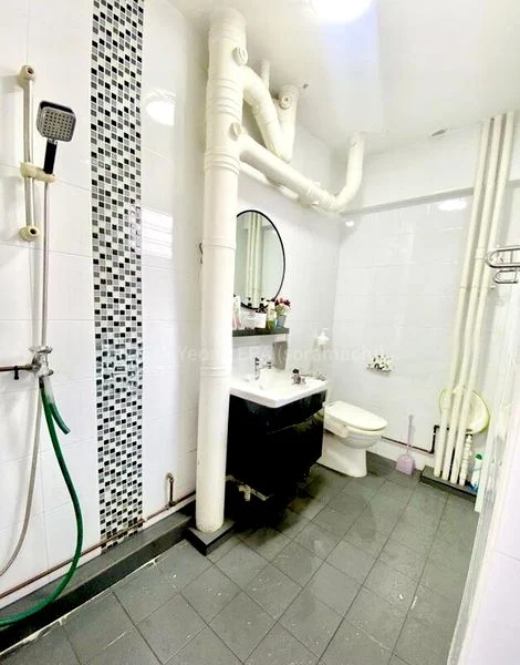 5 Room (5A) HDB for Sale in  452 Jurong West Street 42 - Image 4