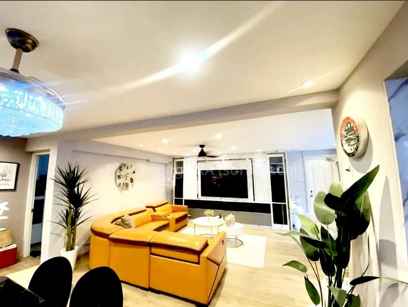 5 Room (5A) HDB for Sale in  452 Jurong West Street 42 - Image 8