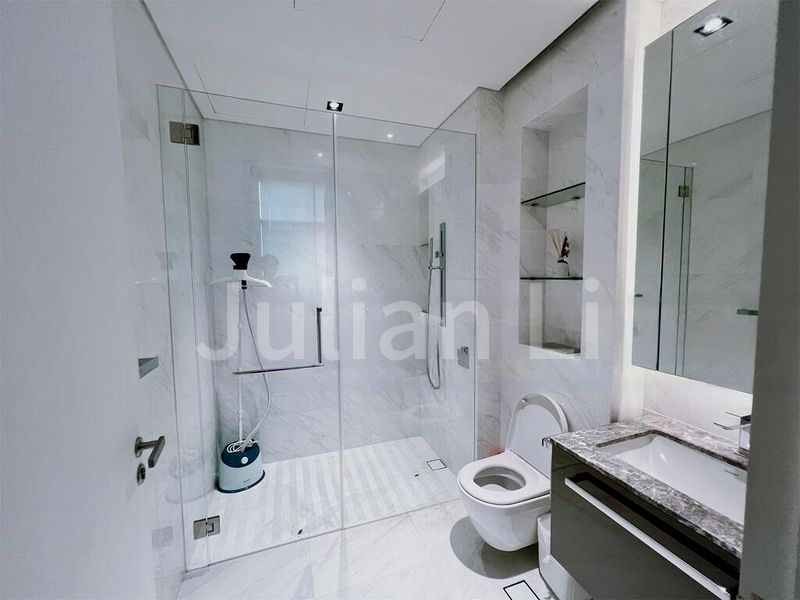 4 Bed Condo for Rent in  South Beach Residences - Image 11
