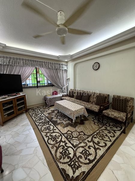 Maisonette HDB for Rent in  351 Yishun Avenue 11 - Image 1