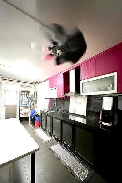 4 Room (4NG) HDB for Sale in  28 Marsiling Drive - Image 2