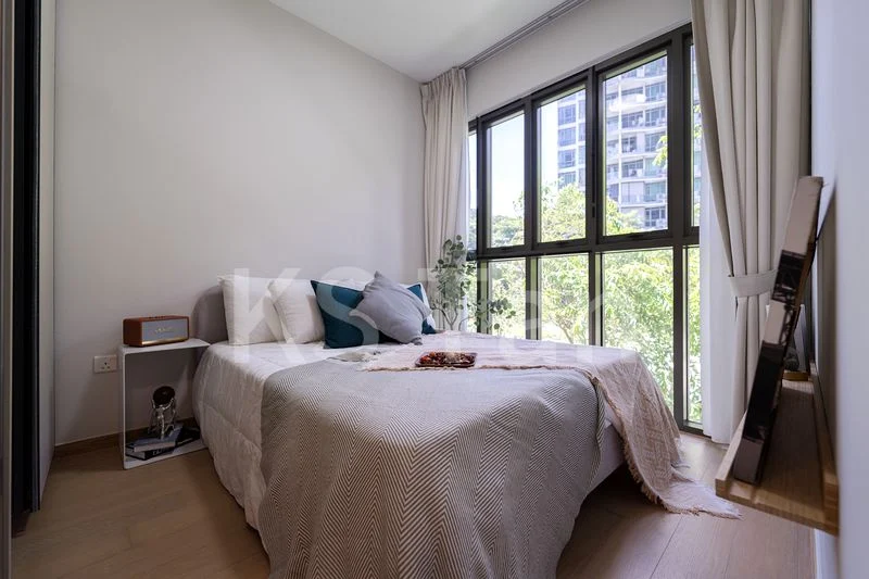 3 Bed Condo for Sale in  Midwood - Image 12