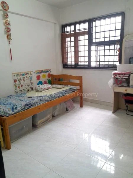 3 Room (3I) HDB for Sale in  1 Marsiling Drive - Image 5