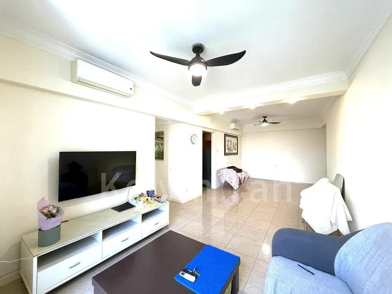 3 Bed Condo for Rent in  Regent Grove - Image 4