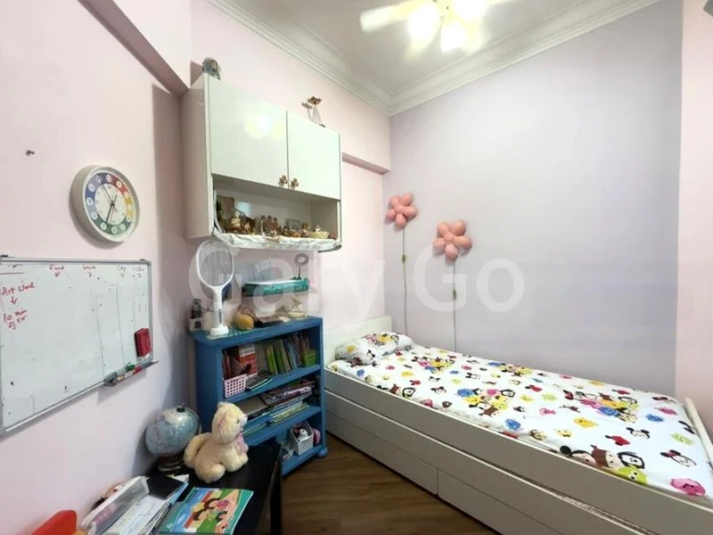 3 Bed Condo for Sale in  Parc Oasis - Image 2