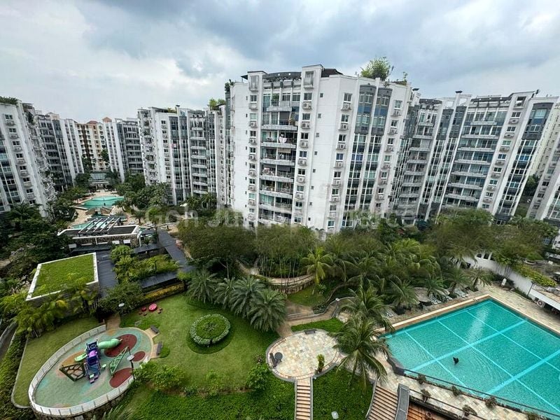 3 Bed Condo for Sale in  Hillington Green - Image 7