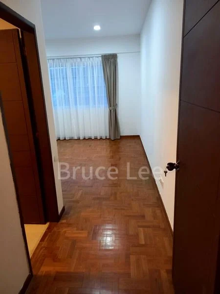 5 Bed Semi-Detached House (Landed) for Rent in  Seletar Hills Estate - Image 3
