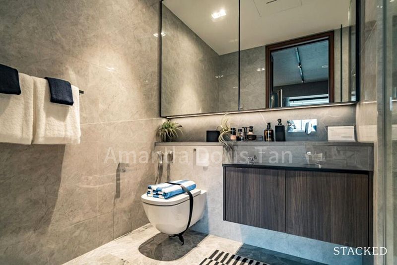 2 Bed Condo for Sale in  Canninghill Piers / Canninghill Square - Image 3