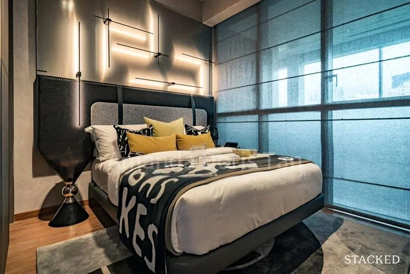 2 Bed Condo for Sale in  Canninghill Piers / Canninghill Square - Image 2