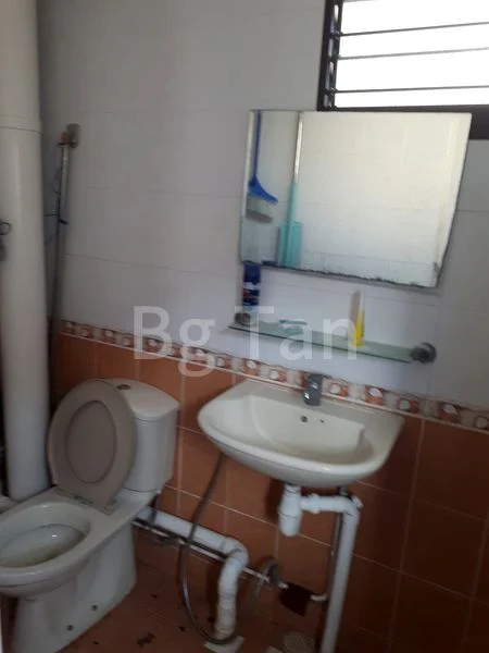 Common Room (HDB) for Rent in  231 Yishun Street 21 - Image 4