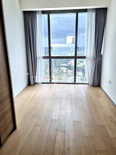 3 Bed Condo for Rent in  Echelon - Image 2