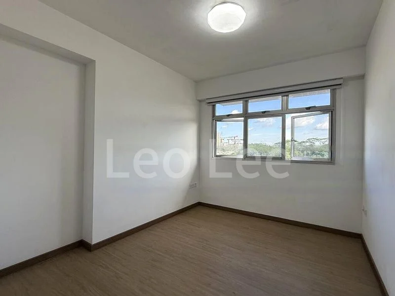 Common Room (HDB) for Rent in  433A Bukit Batok West Avenue 8 - Image 1