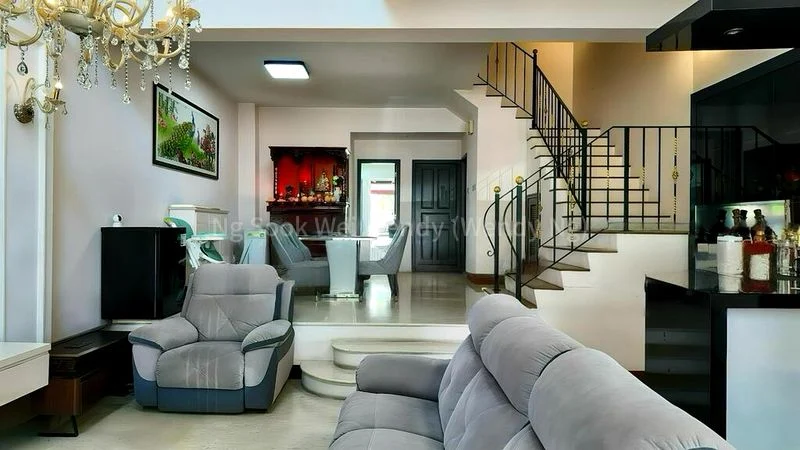 5 Bed Terraced House (Landed) for Sale in  Villa Verde - Image 3