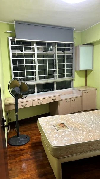 Common Room (HDB) for Rent in 275C Compassvale Link - Image 1