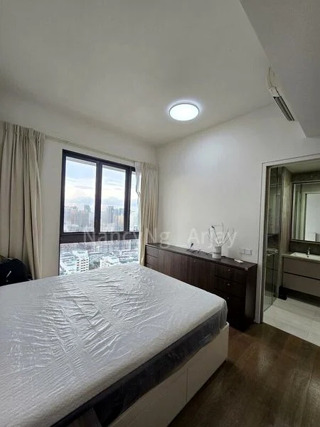 3 Bed Condo for Rent in  Highline Residences - Image 4