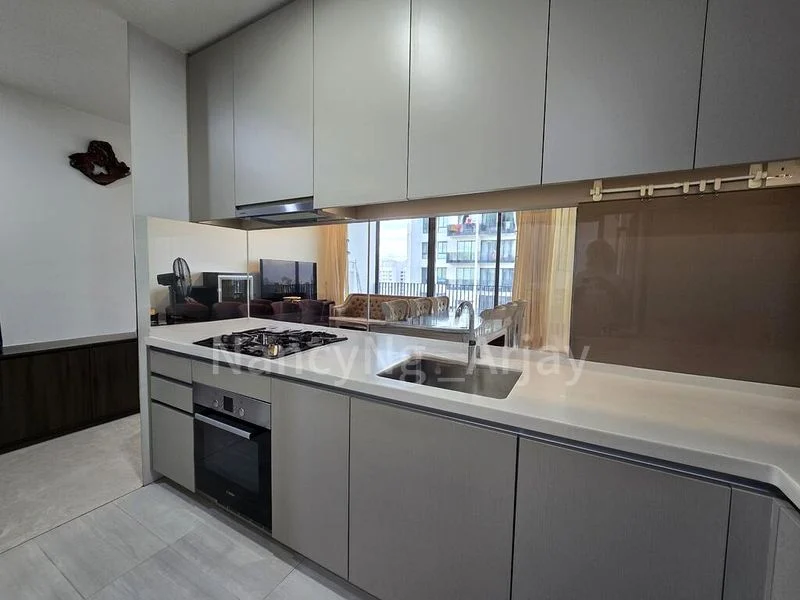 3 Bed Condo for Rent in  Highline Residences - Image 7