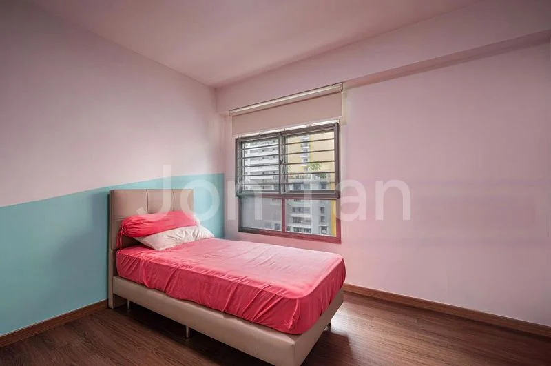 5 Room (5I) HDB for Sale in  406B Northshore Drive - Image 6
